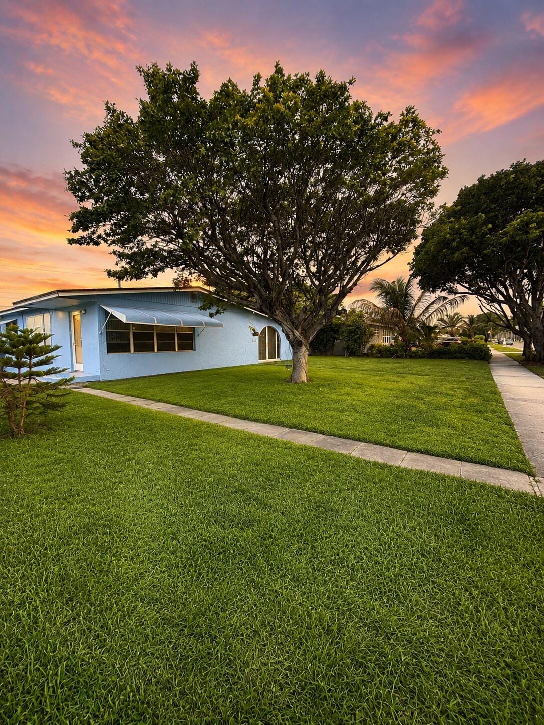 1310 Palm Beach Lakes Boulevard, West Palm Beach, FL 33401