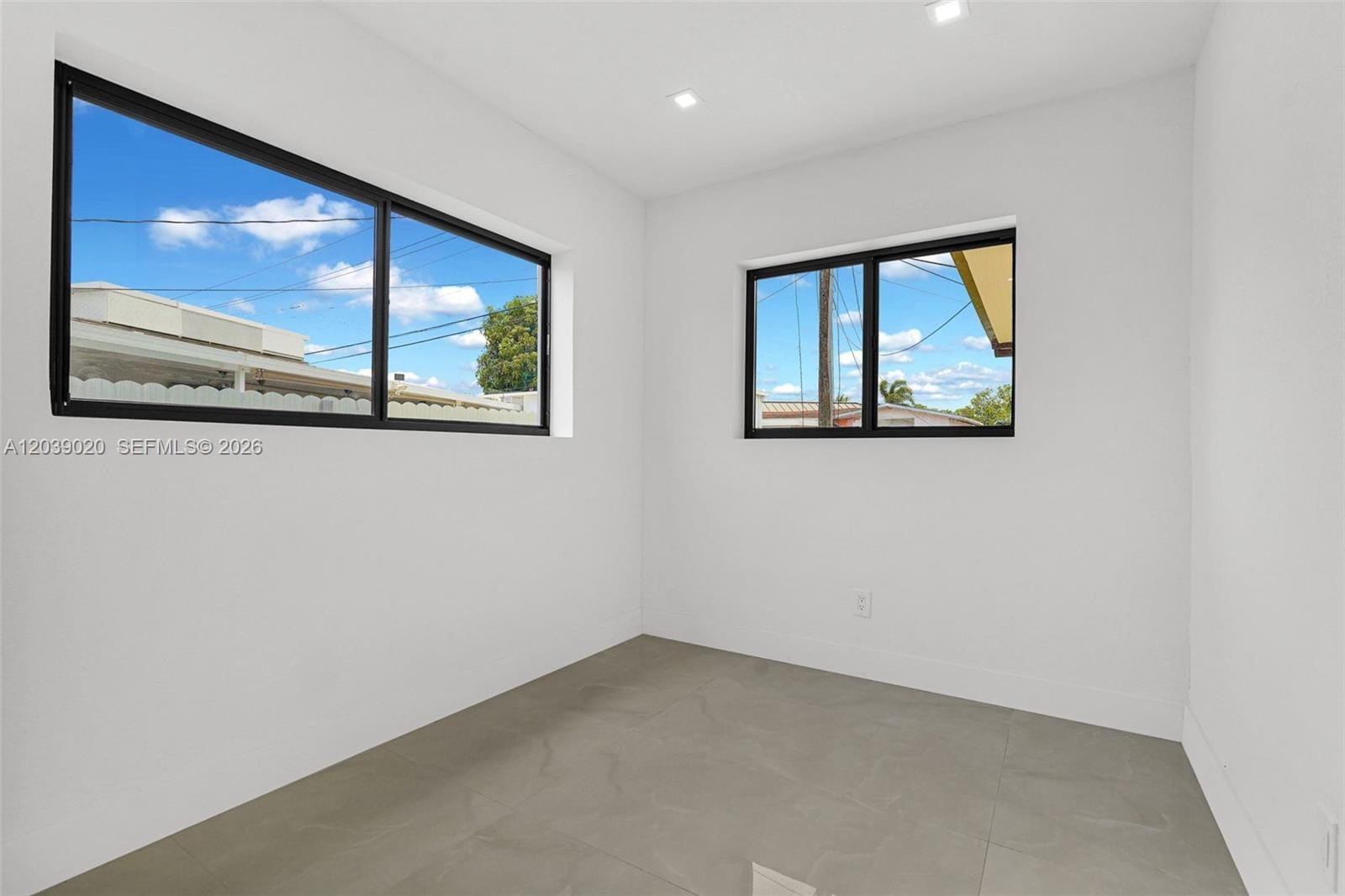 18510 NW 42nd Place, Miami Gardens, FL 33055 photo 16