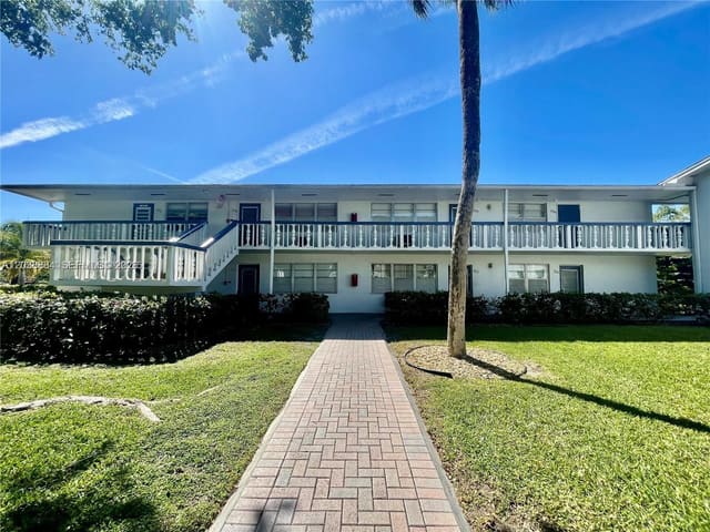 337 Durham J 337, Deerfield Beach, FL 33442