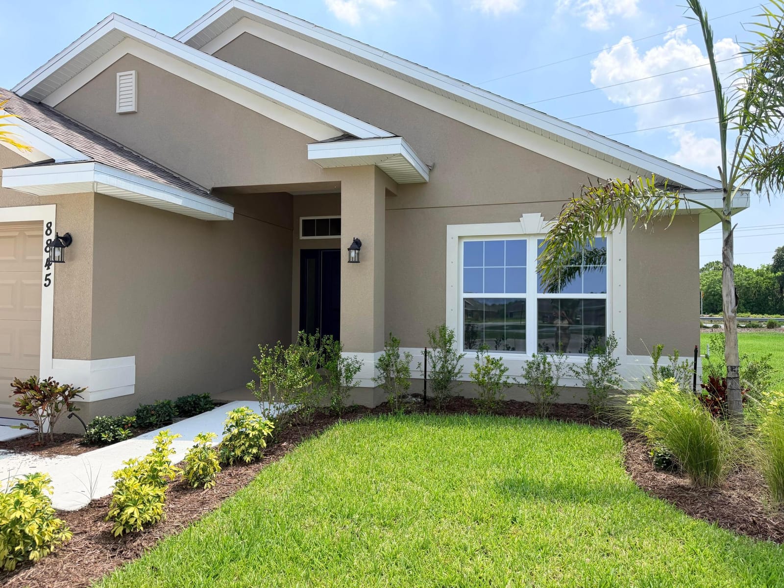 8845 Waterstone Boulevard, Fort Pierce, FL 34951 photo 2
