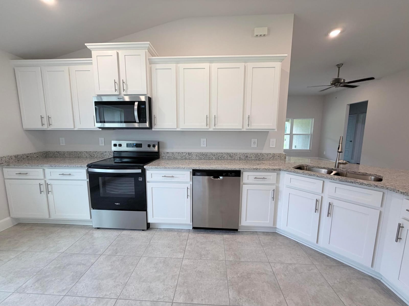 8845 Waterstone Boulevard, Fort Pierce, FL 34951 photo 9