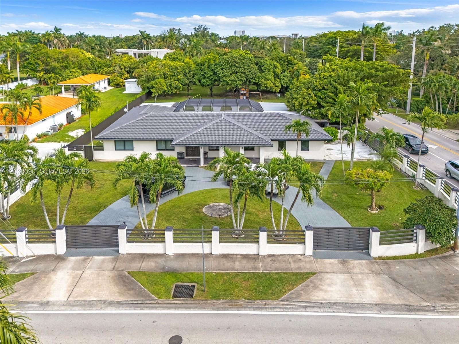 551 SW 127th Avenue, Miami, FL 33184, Miami