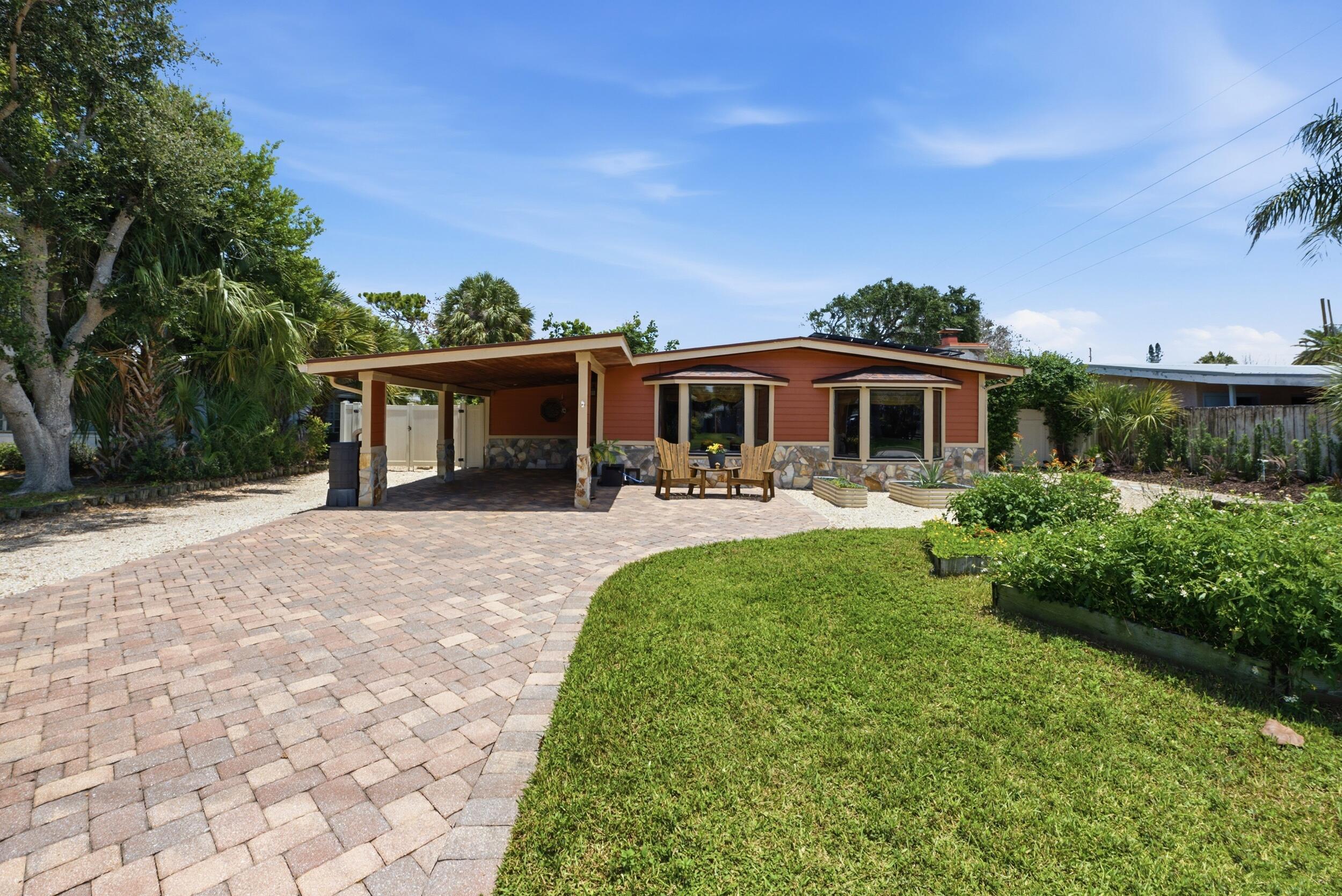 1055 S Brevard Avenue, Cocoa Beach, FL 32931, Cocoa Beach