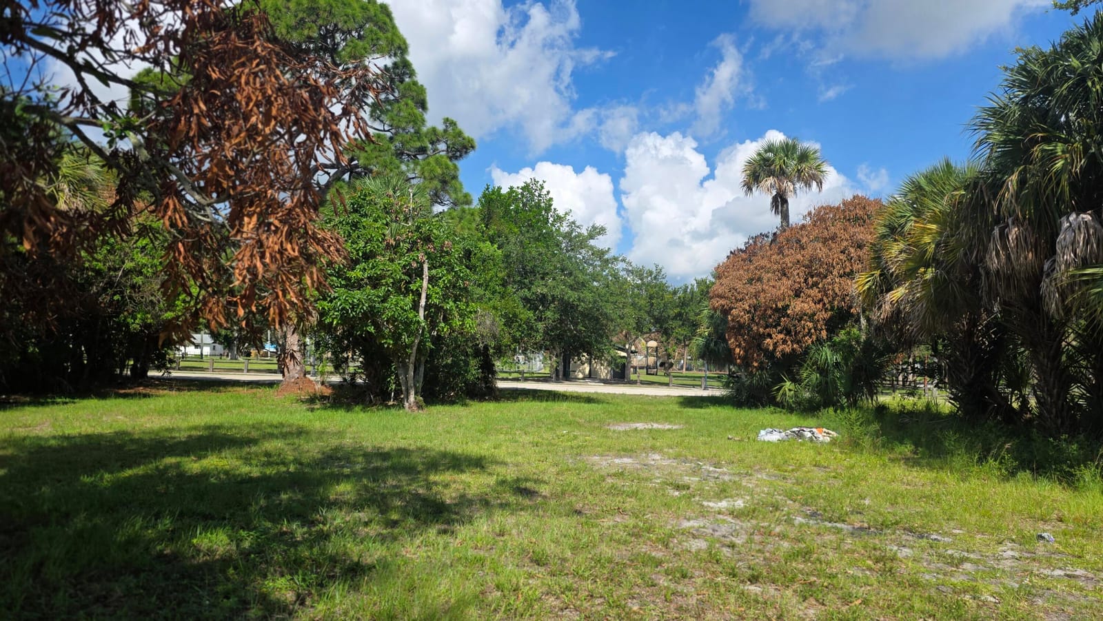 407 Dundas Court, Fort Pierce, FL 34950 photo 9