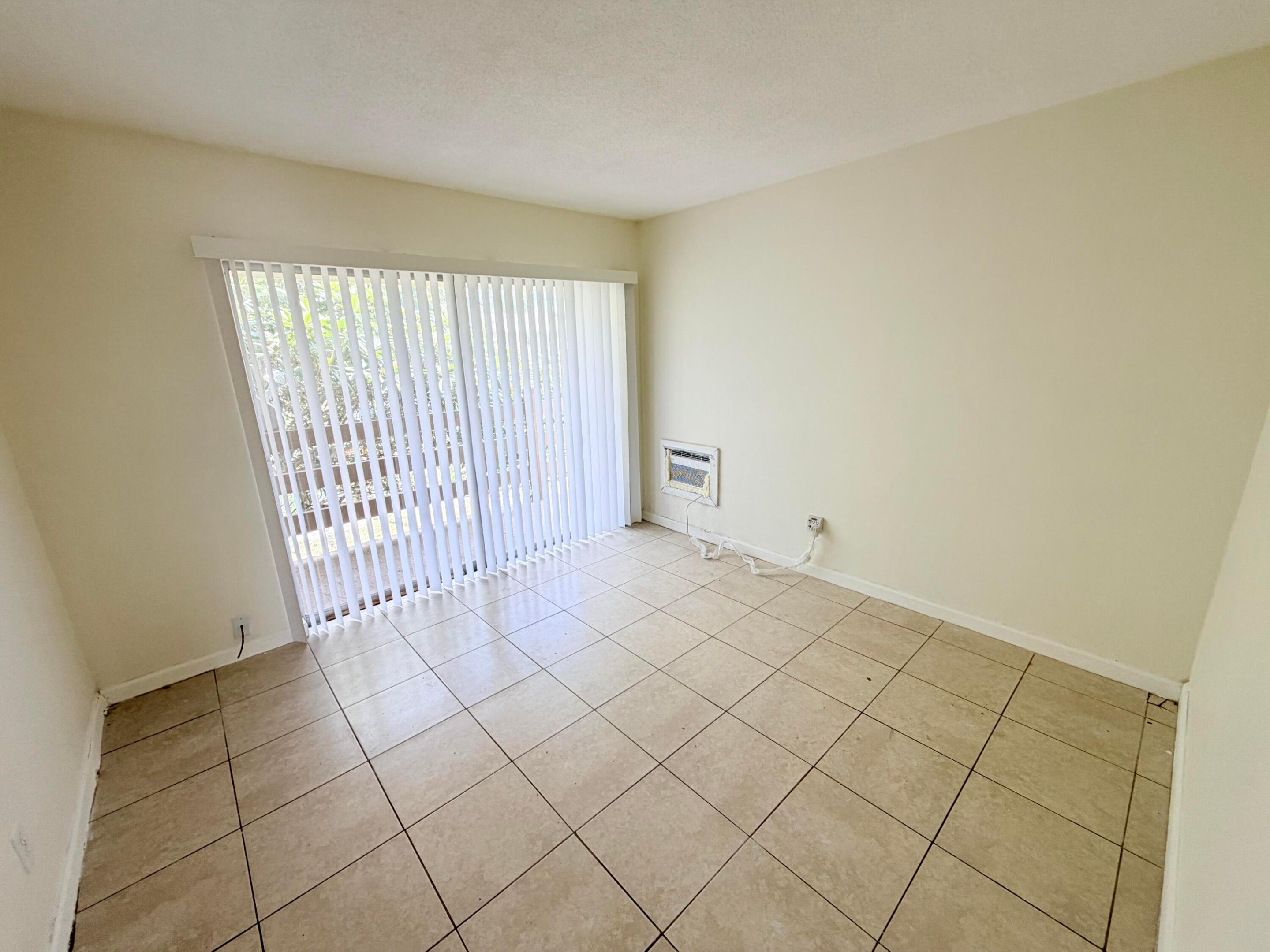 3030 NW 43rd Terrace 207, Lauderdale Lakes, FL 33313, Lauderdale Lakes