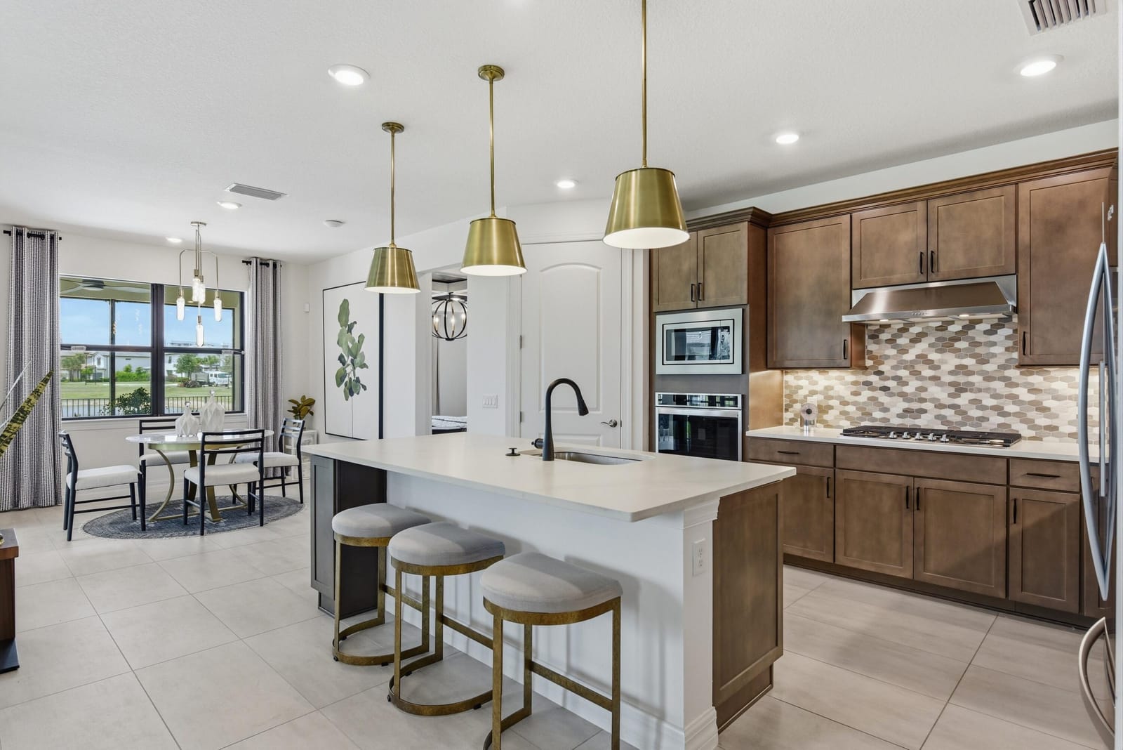 2370 Rollingwood Court — photo 10