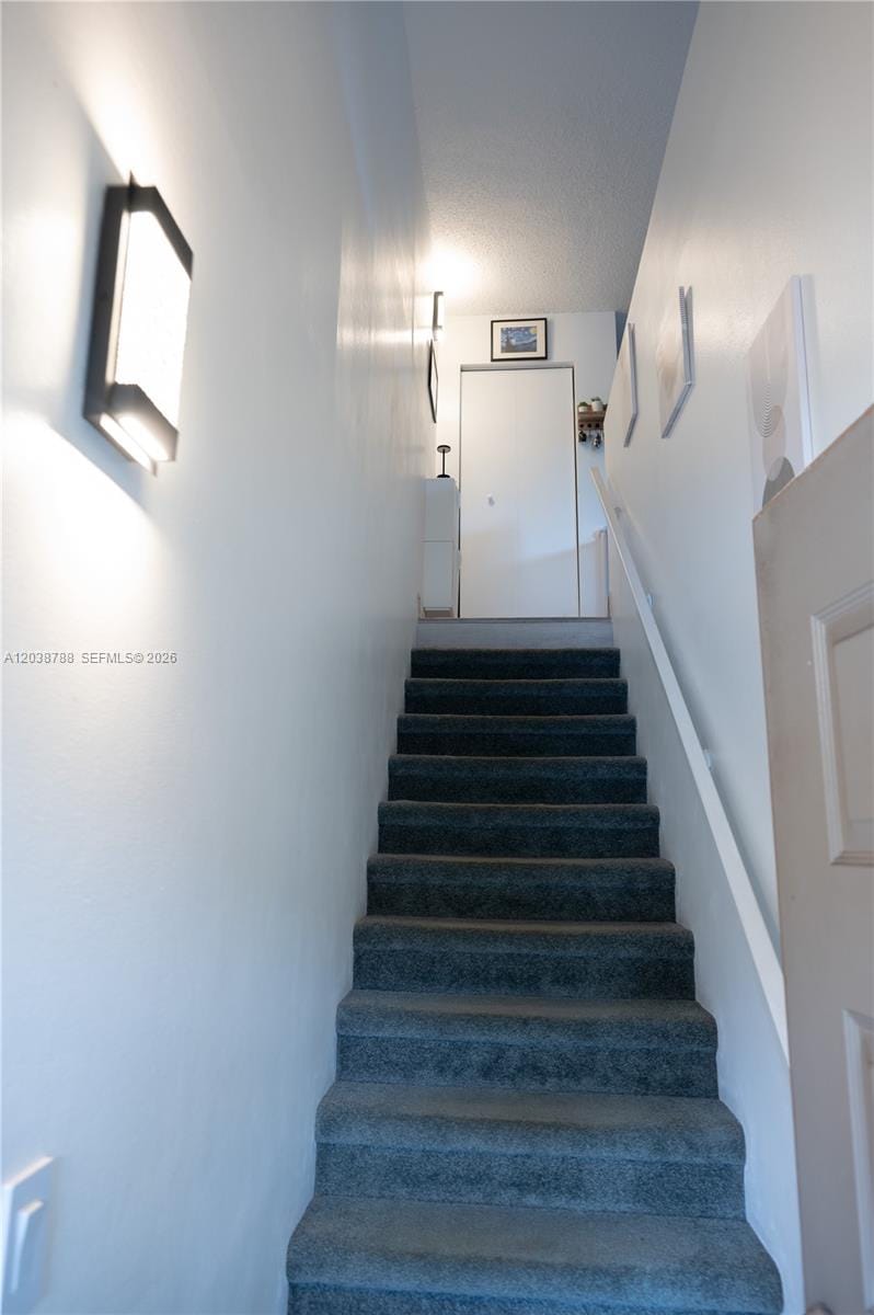 508 Gardens Drive 202 — photo 10