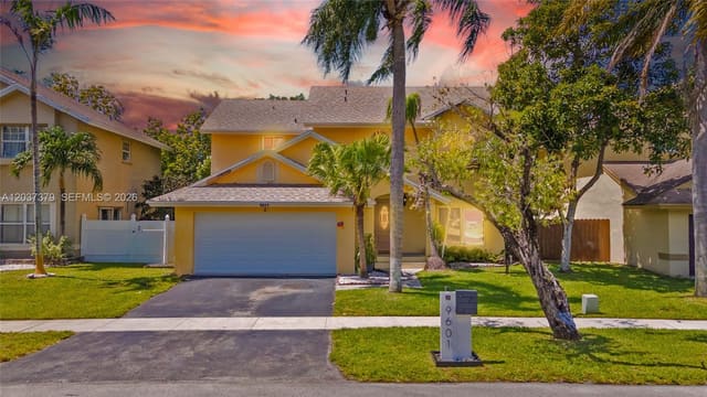 9601 SW 9th Court, Pembroke Pines, FL 33025