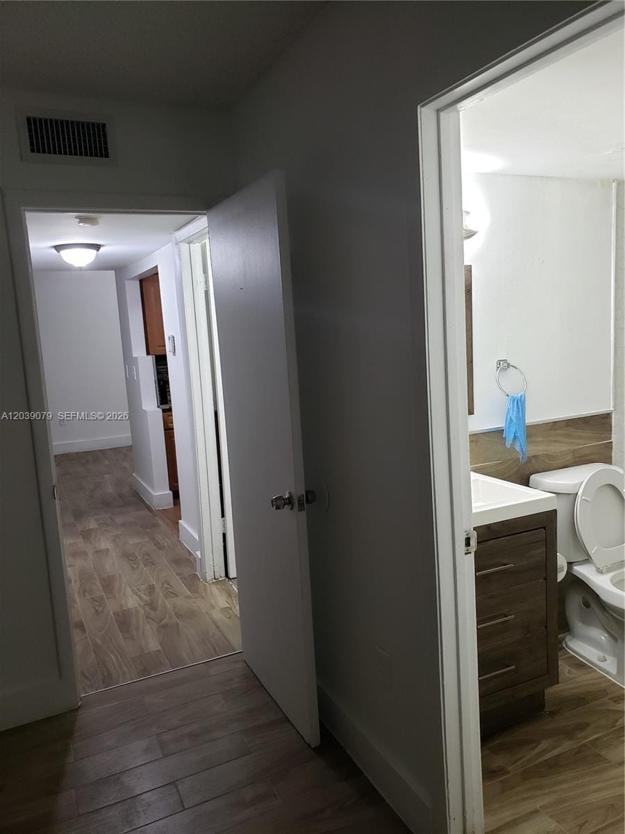 8075 NW 7th Street 115, Miami, FL 33126 photo 14