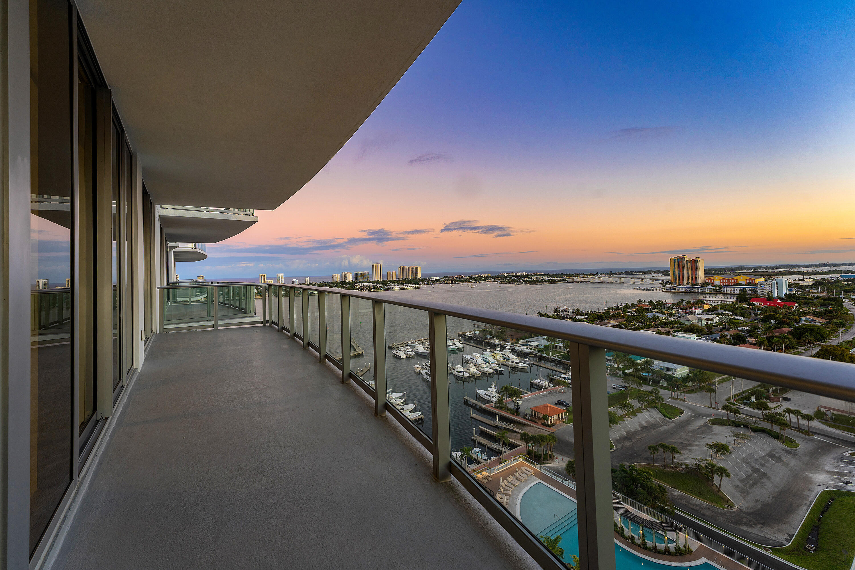 220 Lake Shore Drive 1911, Lake Park, FL 33403