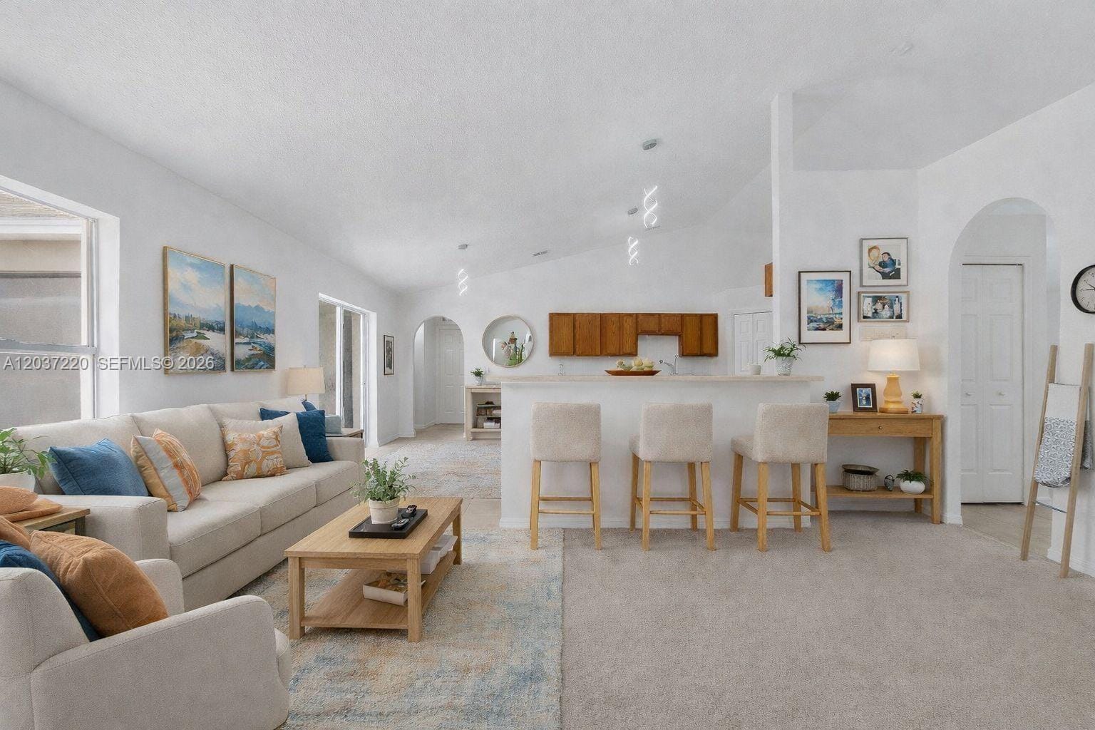 4610 SW Cacao Street — photo 2
