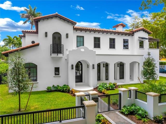 5111 Alhambra Circle, Coral Gables Riviera, Coral Gables, FL