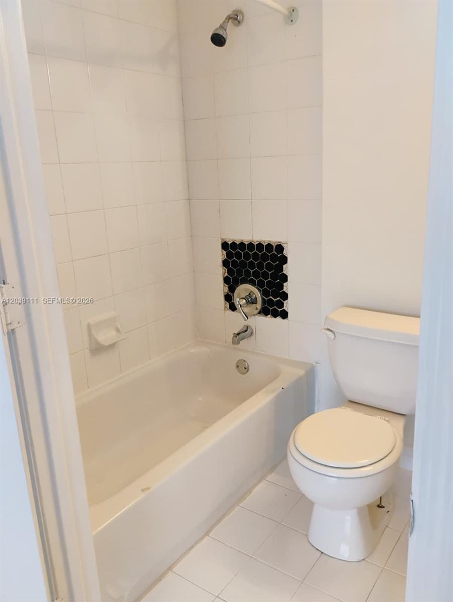5725 NW 114th Path 107 — photo 11