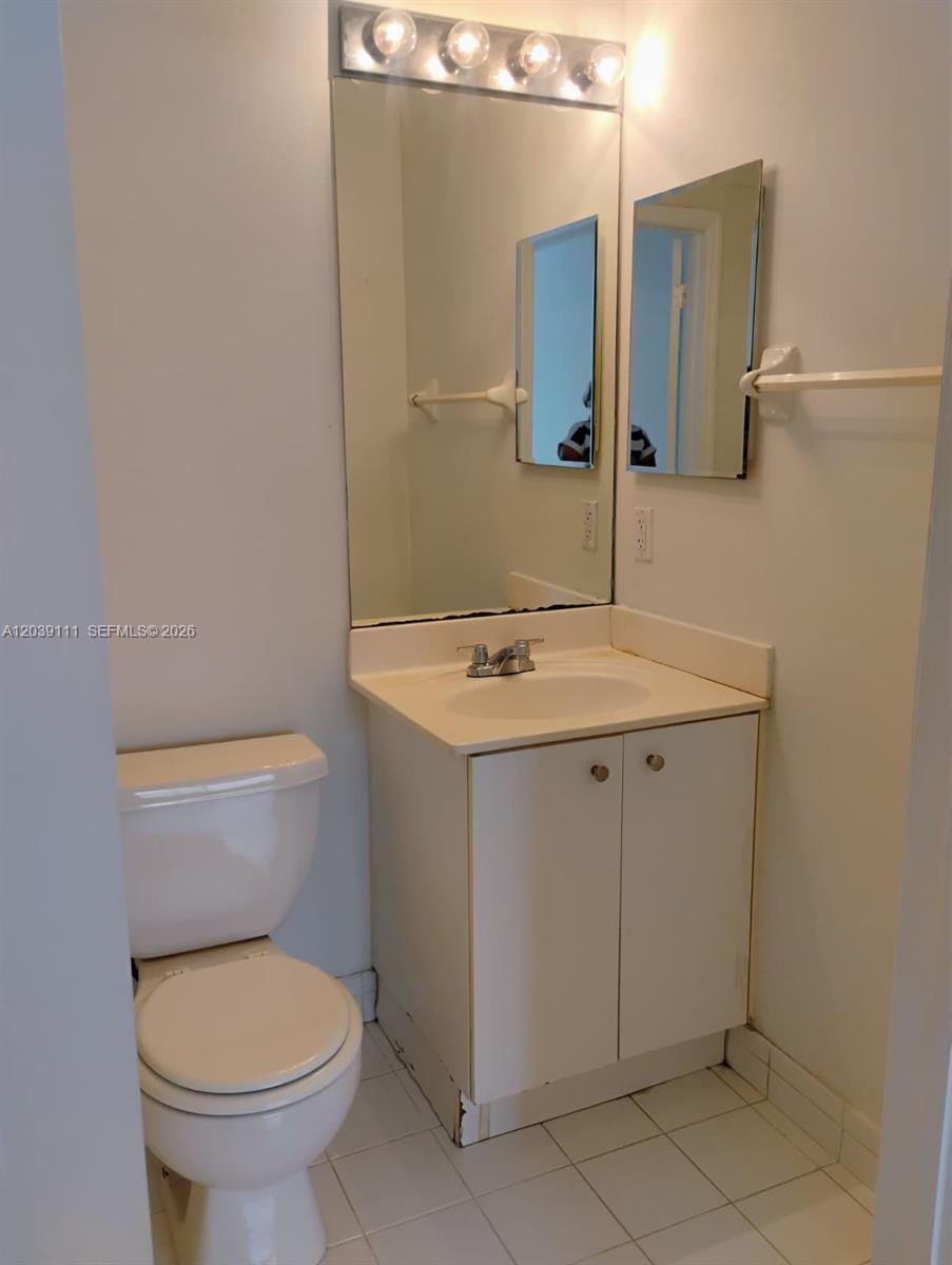 5725 NW 114th Path 107 — photo 9