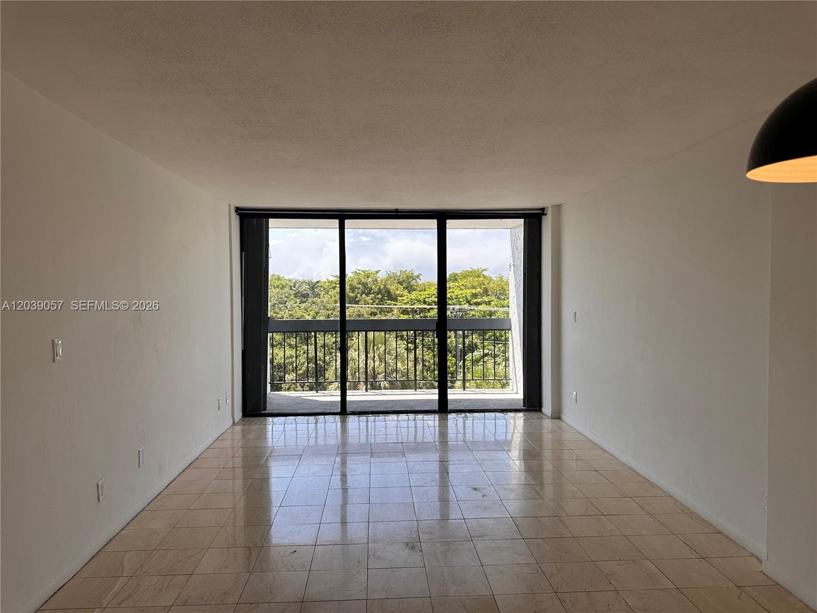 2715 Tigertail Avenue 506 — photo 7