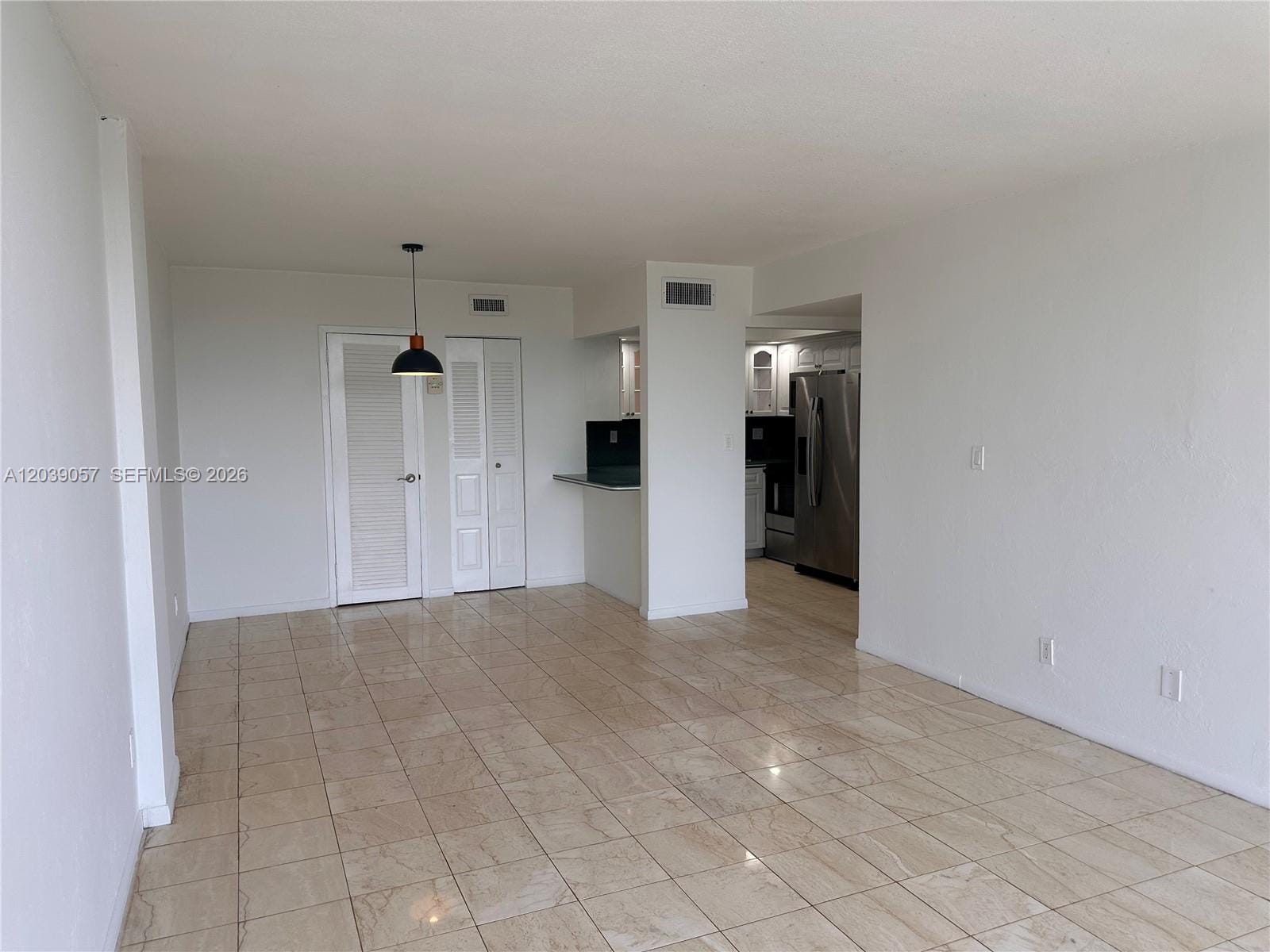 2715 Tigertail Avenue 506 — photo 9