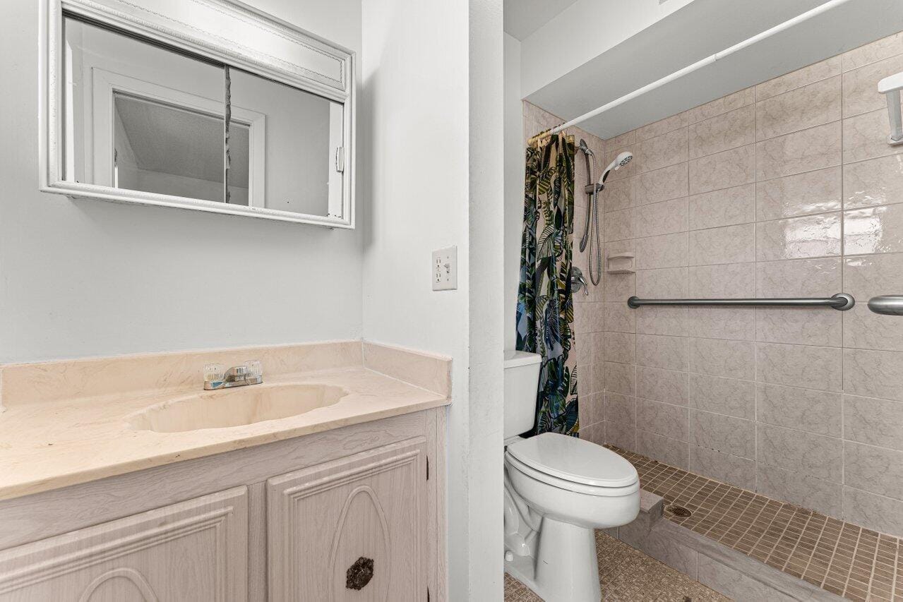 713 Nantucket Circle B, Lake Worth, FL 33467 photo 15