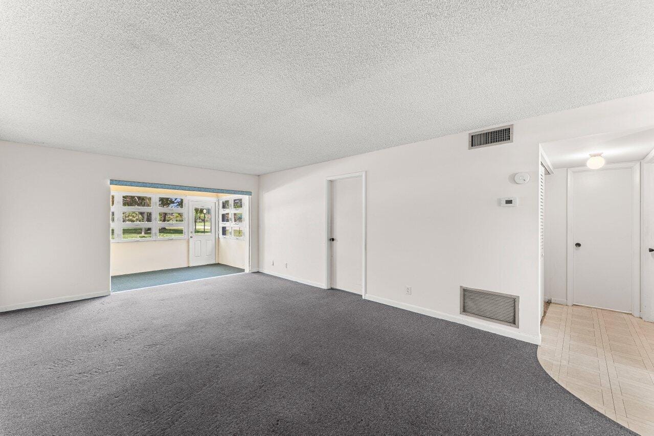 713 Nantucket Circle B, Lake Worth, FL 33467 photo 8