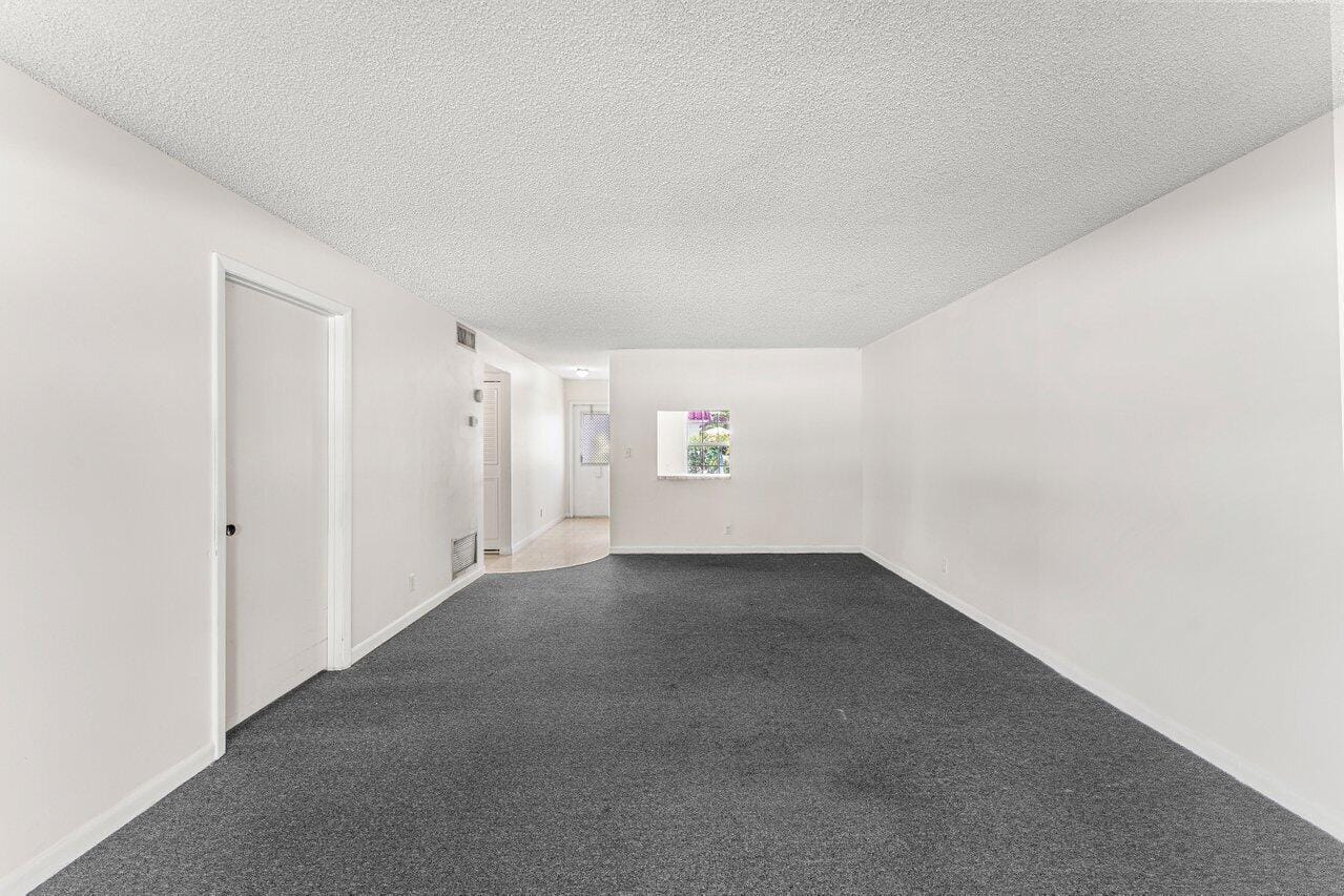 713 Nantucket Circle B, Lake Worth, FL 33467 photo 9