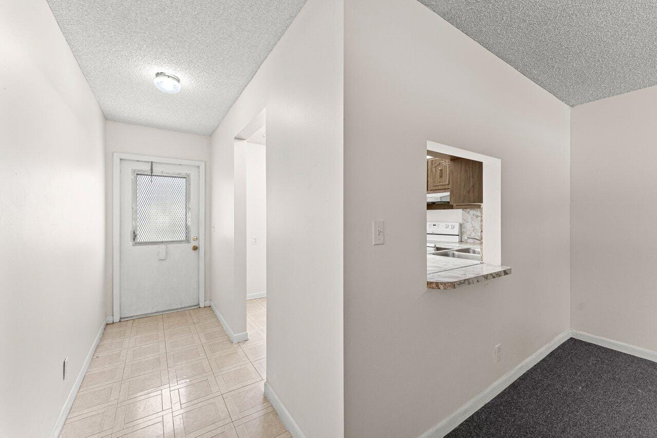 713 Nantucket Circle B, Lake Worth, FL 33467 photo 10