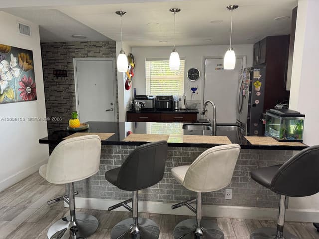 900 NE 12th Avenue 302, Hallandale Beach, FL 33009
