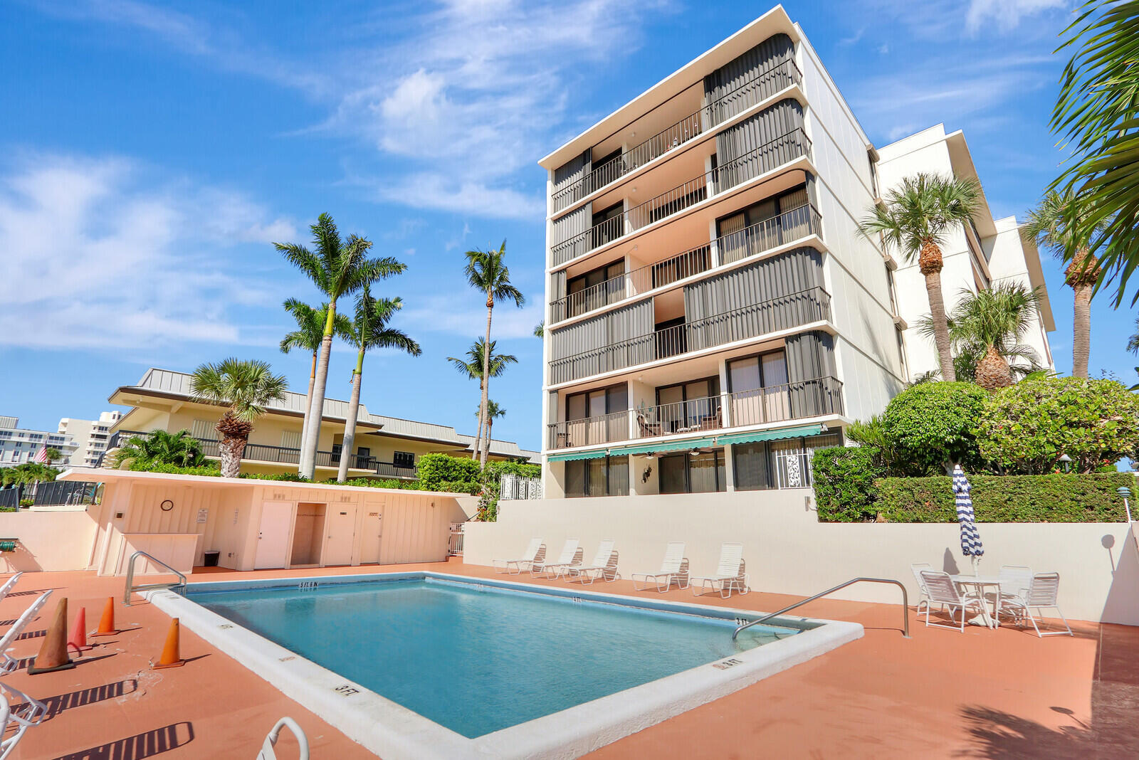 225 Beach Road 204, Tequesta, FL 33469, Tequesta