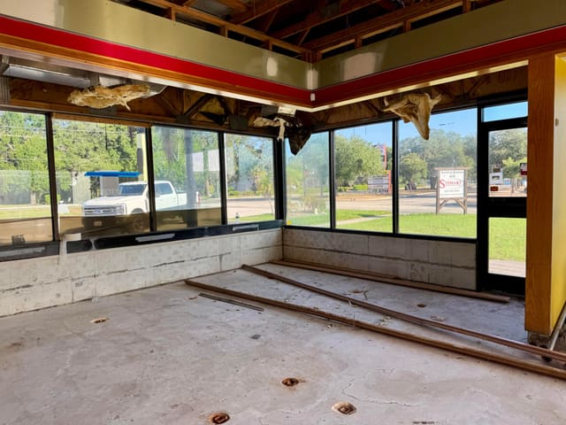 1520 Lakeview Drive, Sebring, FL