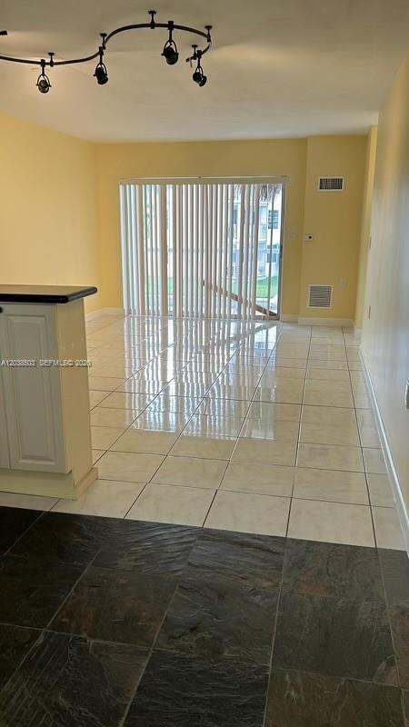 1600 NE 114th Street 208, Miami, FL 33181, Miami