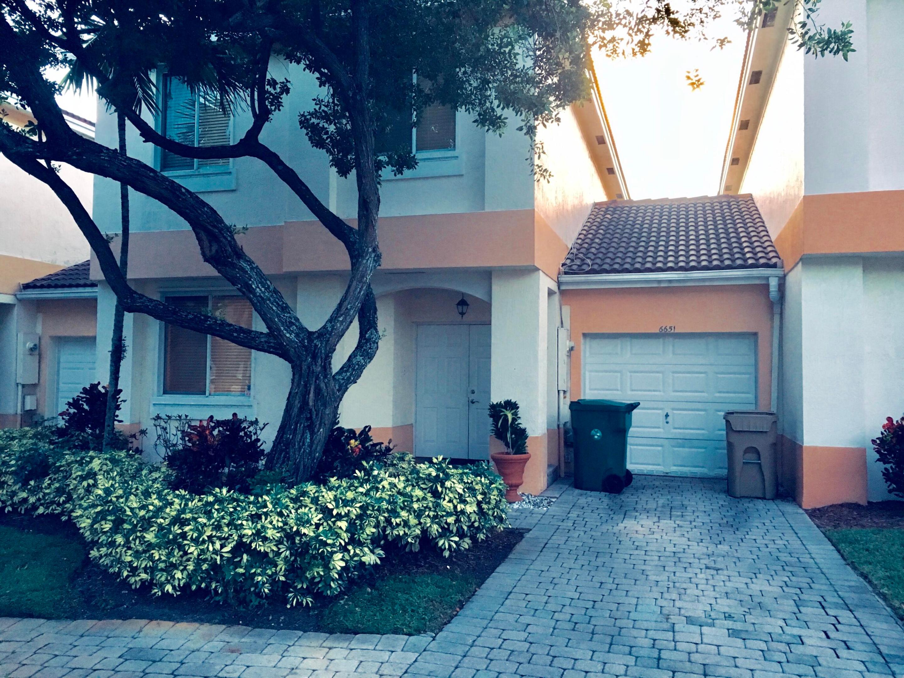 6651 Hidden Cove Drive, Davie, FL 33314, Davie