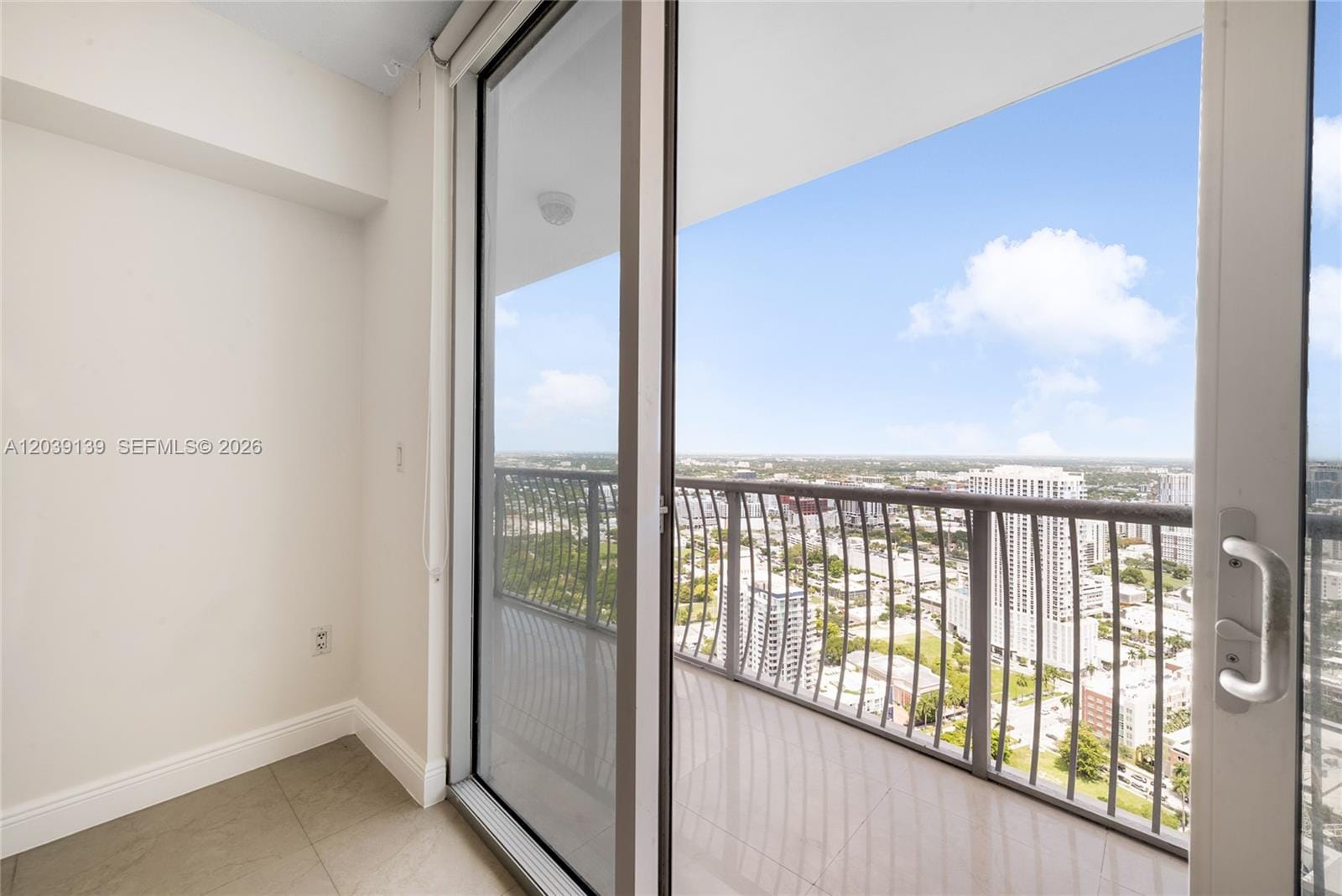 1750 N Bayshore Drive 4811, Miami, FL 33132 photo 15
