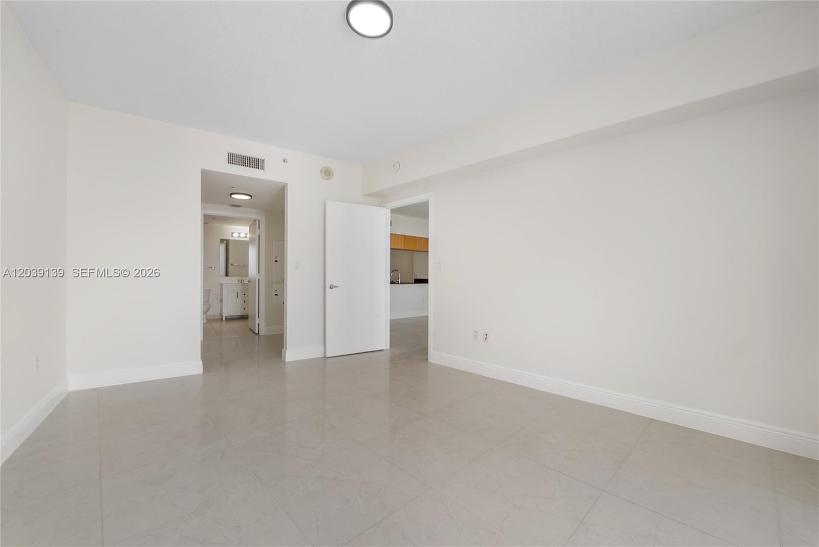 1750 N Bayshore Drive 4811, Miami, FL 33132 photo 17