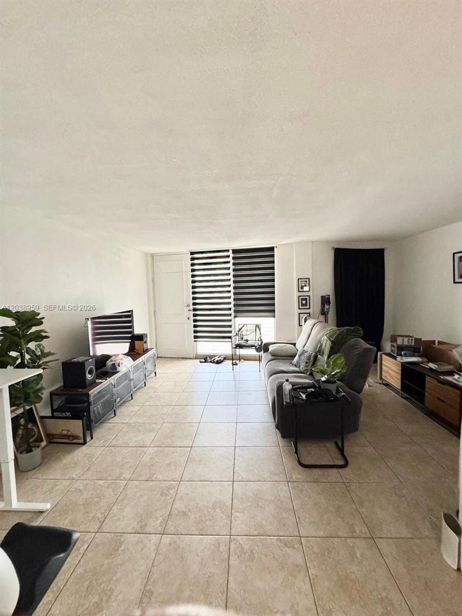 1100 Alton Road 5D — photo 2
