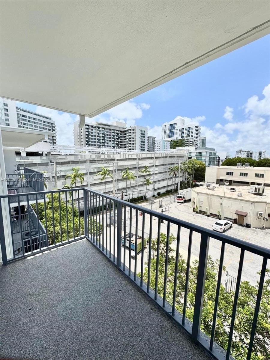1100 Alton Road 5D — photo 5