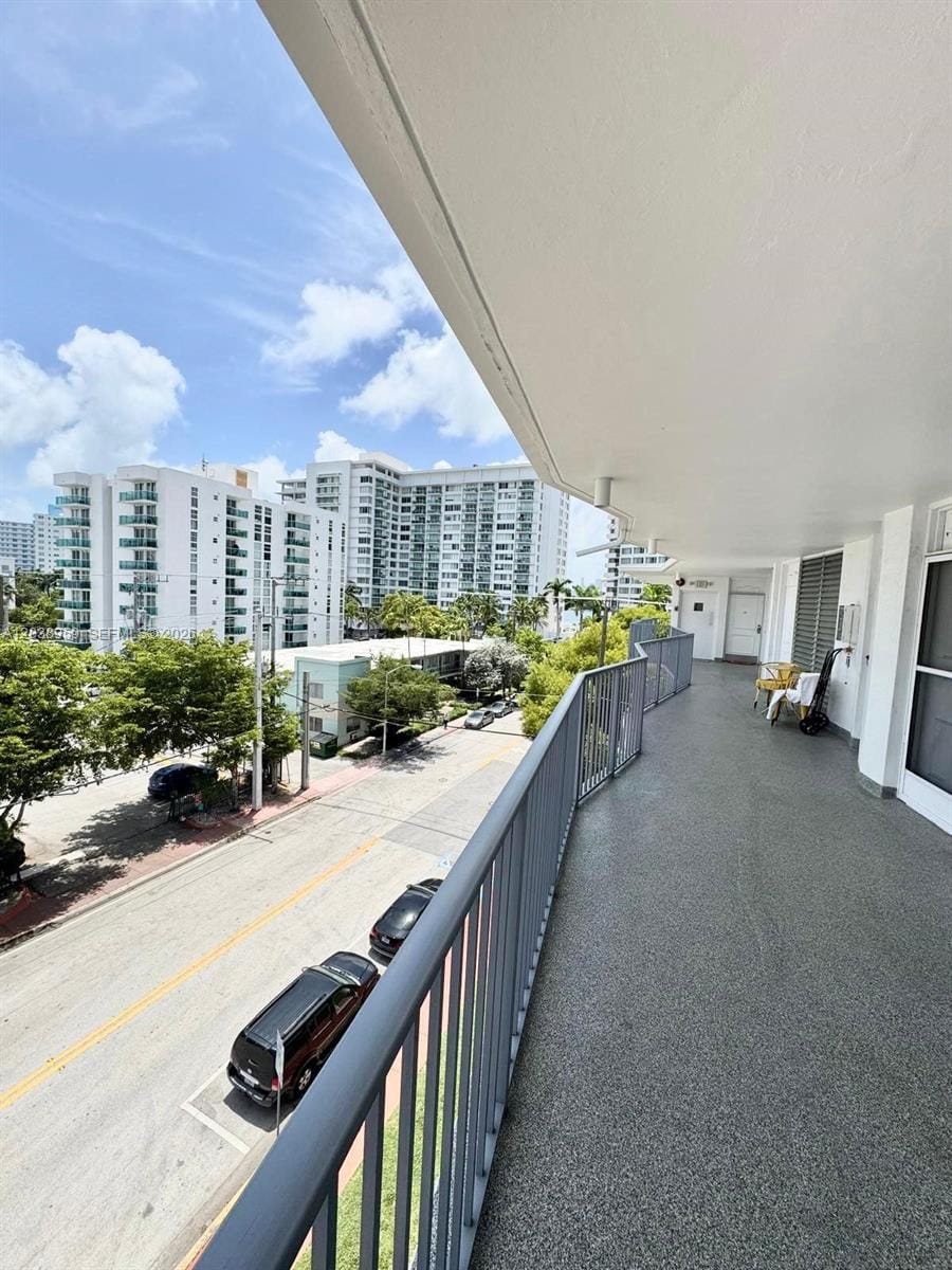 1100 Alton Road 5D — photo 8