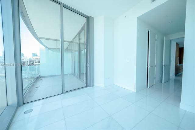 175 SE 25th Road 2703, Una Residences, Miami, FL