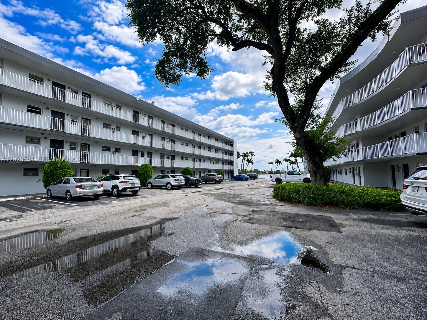 447 NE 195th Street 115, Miami, FL 33179, Miami