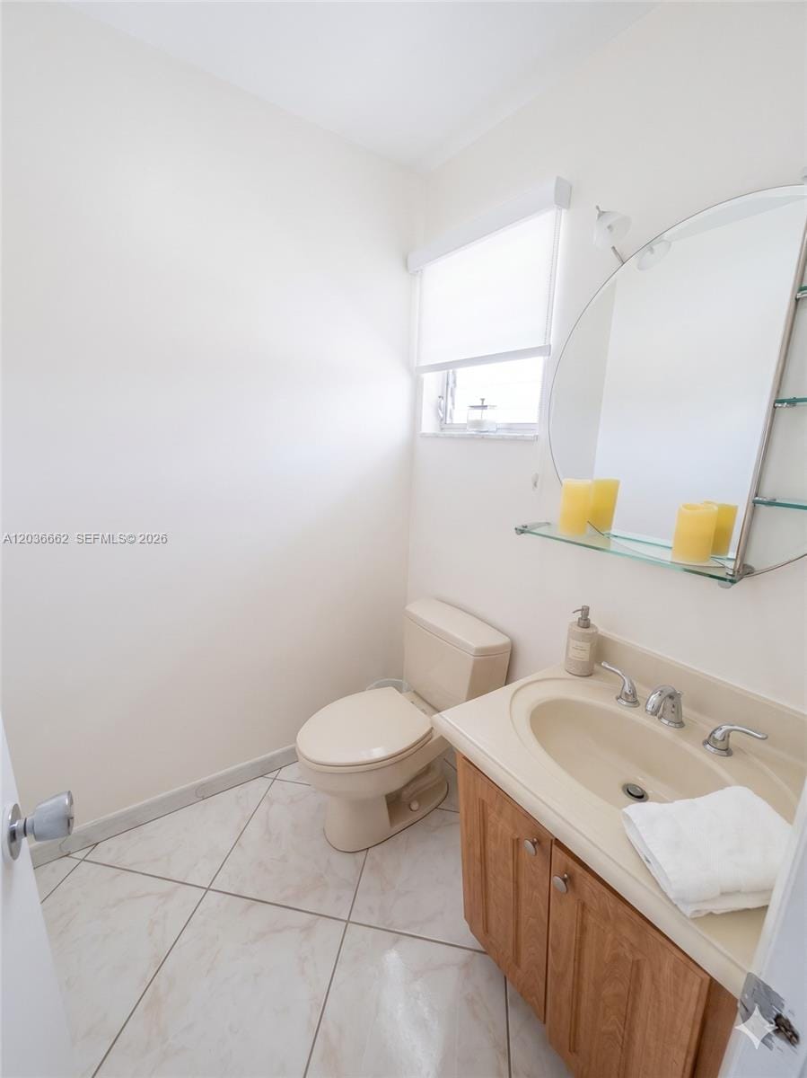 1530 NE 191st Street 305, Miami, FL 33179 photo 13