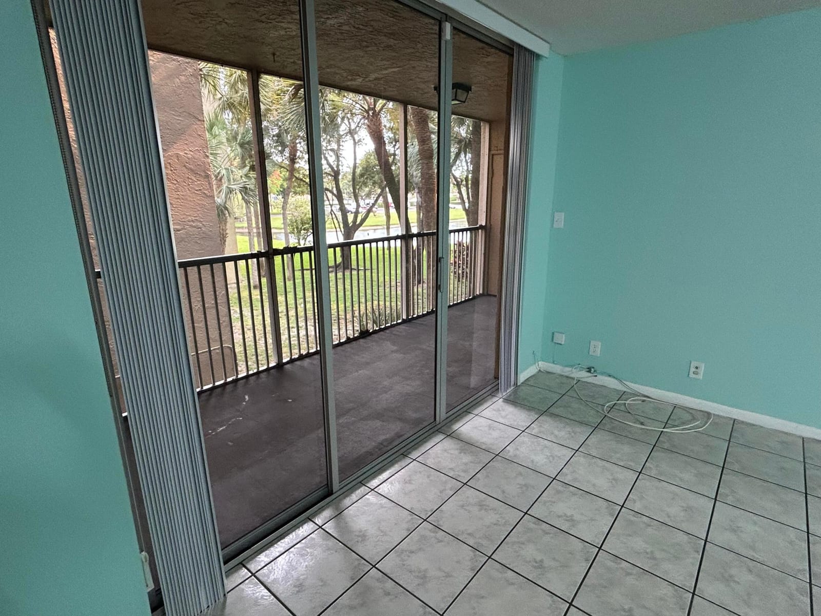 3301 NW 47th Terrace 210 — photo 11