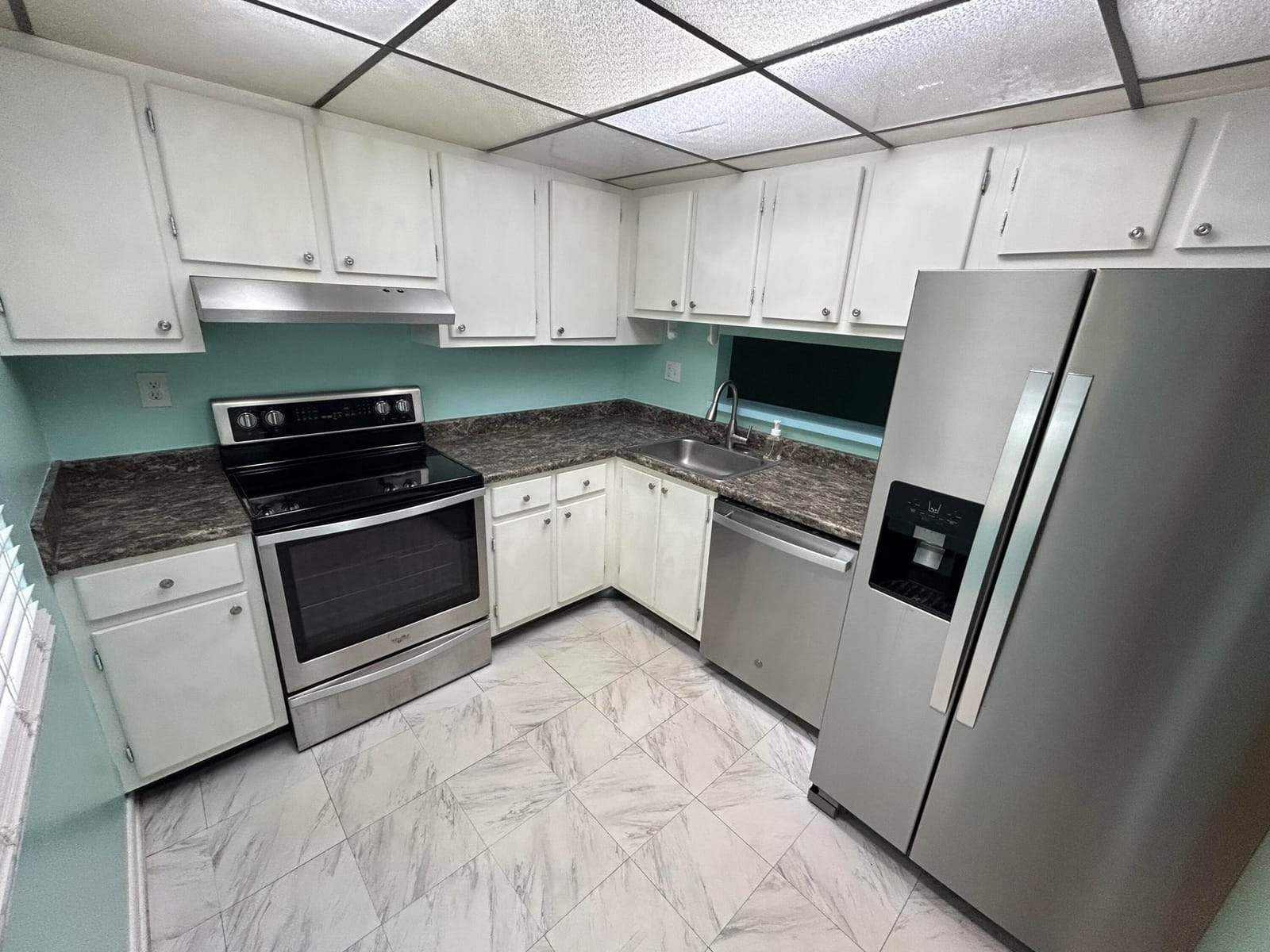 3301 NW 47th Terrace 210 — photo 4