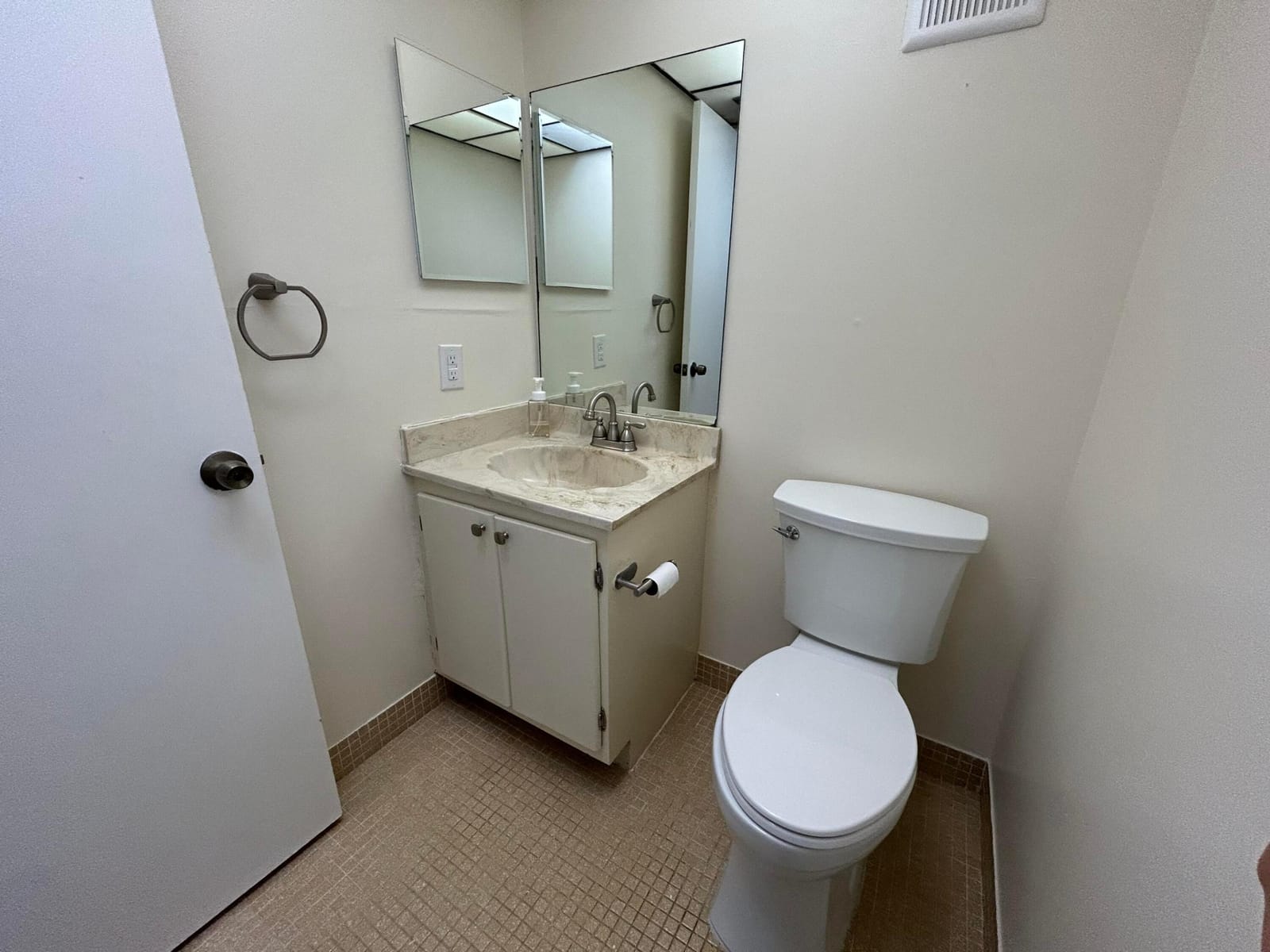 3301 NW 47th Terrace 210 — photo 10