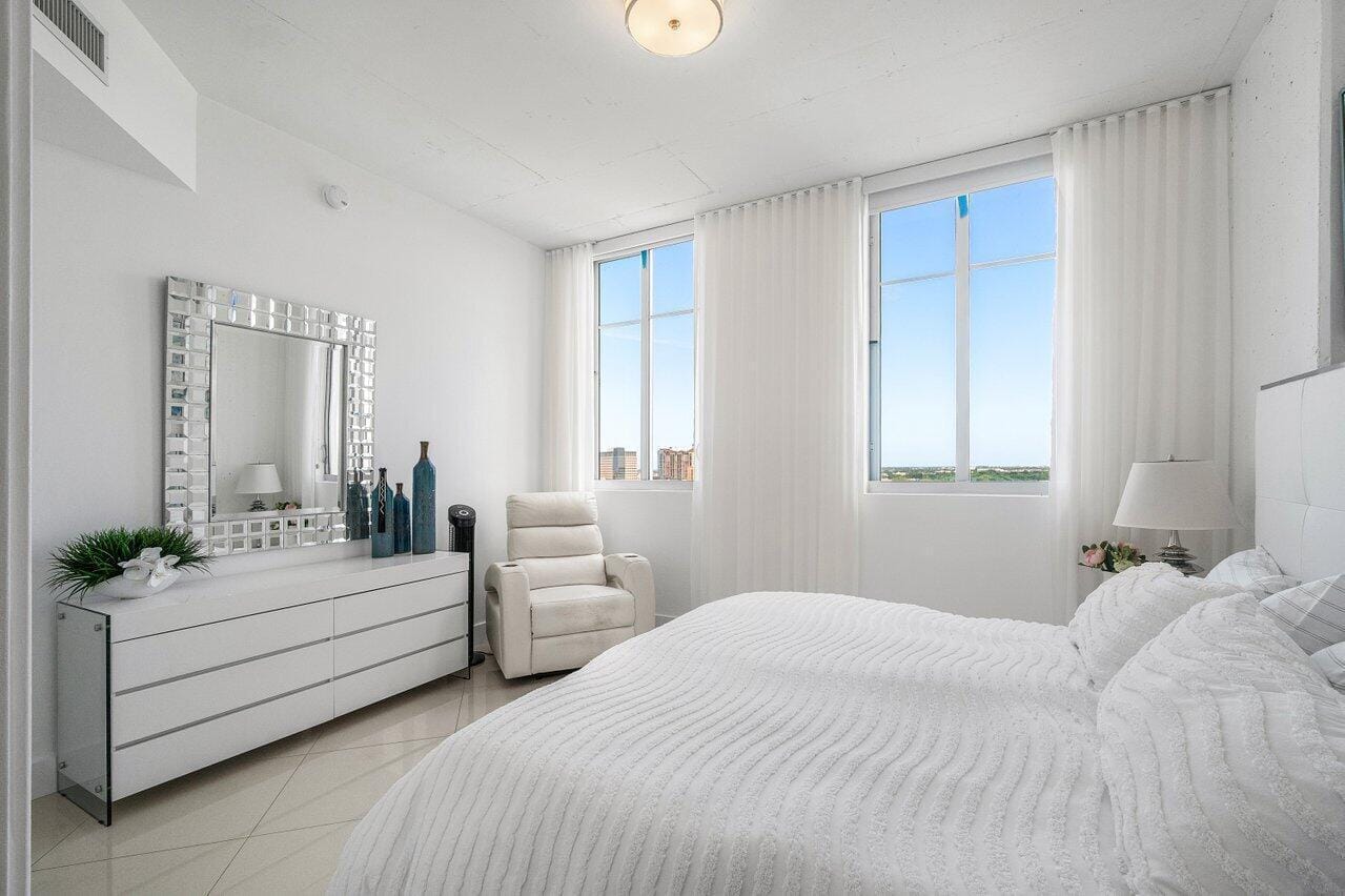 300 S Australian Avenue 1418, West Palm Beach, FL 33401 photo 14