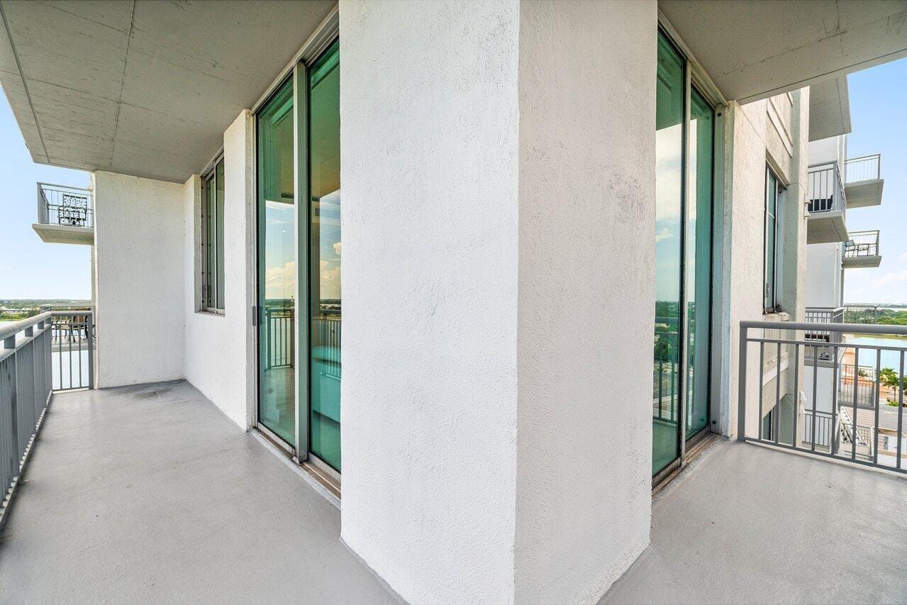 300 S Australian Avenue 1418, West Palm Beach, FL 33401 photo 25
