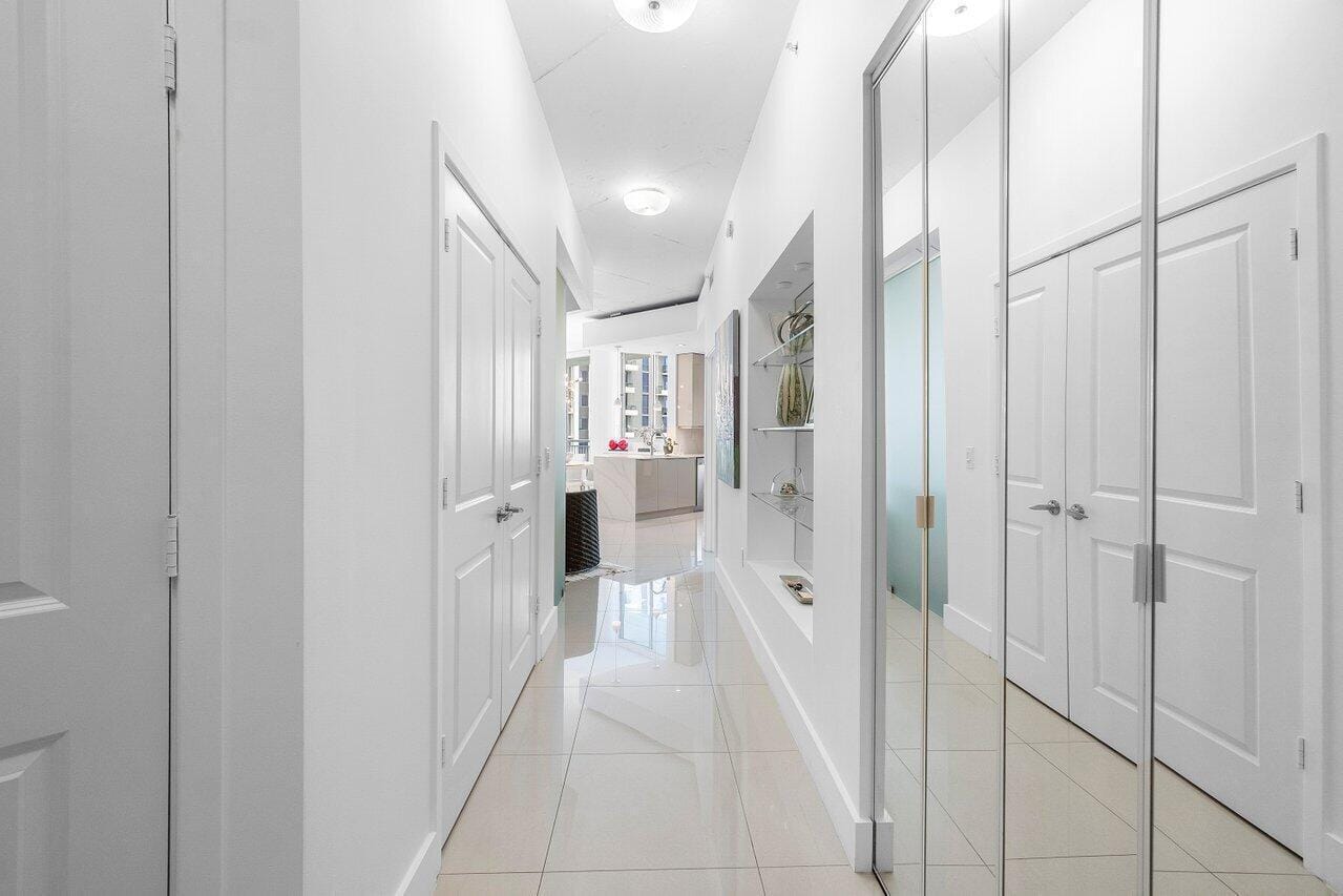 300 S Australian Avenue 1418, West Palm Beach, FL 33401 photo 4