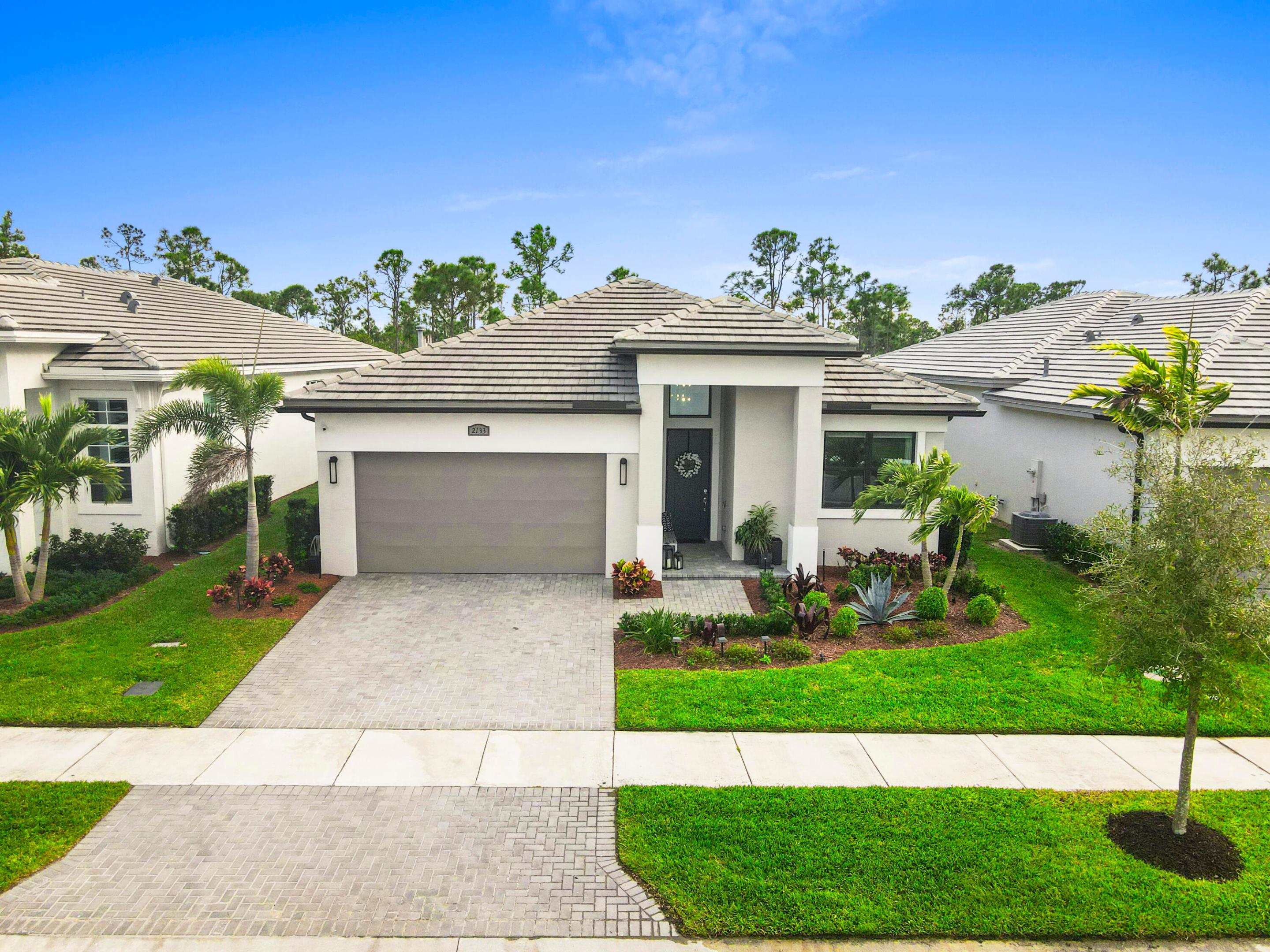 2133 SE Mosaic Boulevard, Port St. Lucie, FL 34984, Port St Lucie