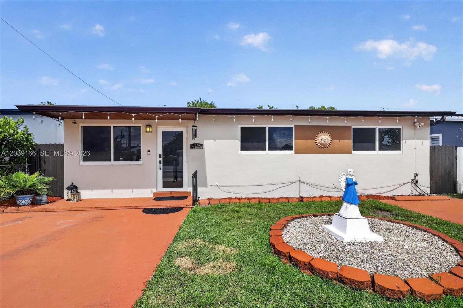 4585 E 9th Lane, Hialeah, FL 33013, Hialeah