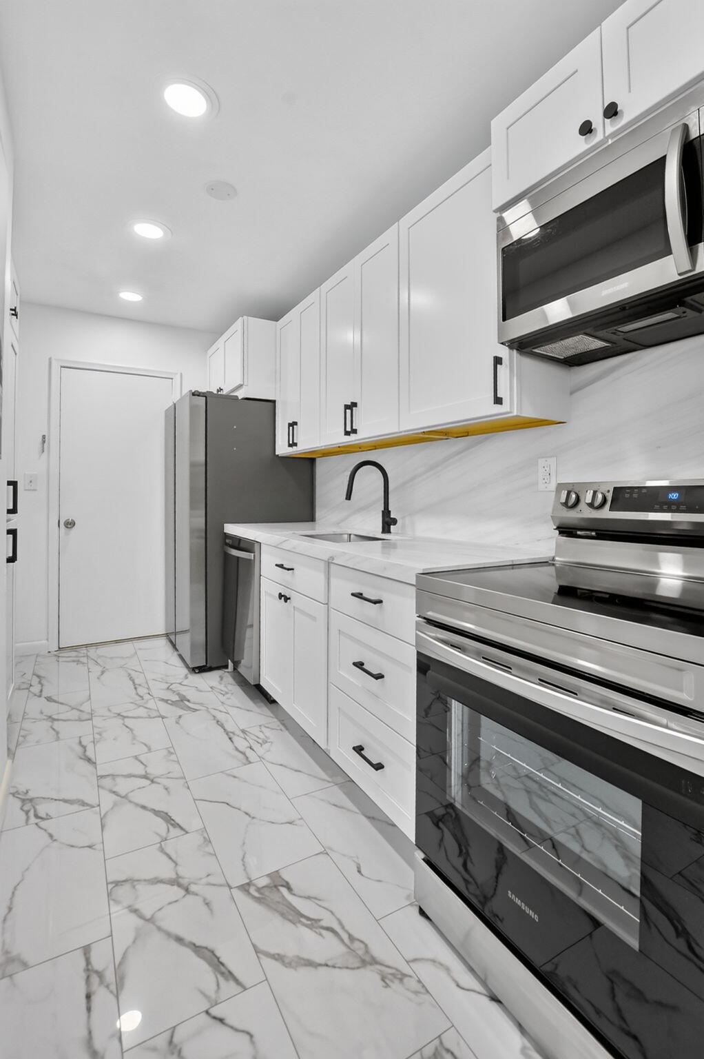 298 SW 6th Street 204, Boca Raton, FL 33432, Boca Raton