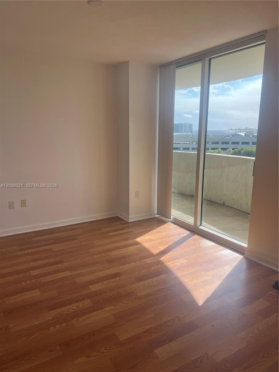19501 W Country Club Drive 611 — photo 10