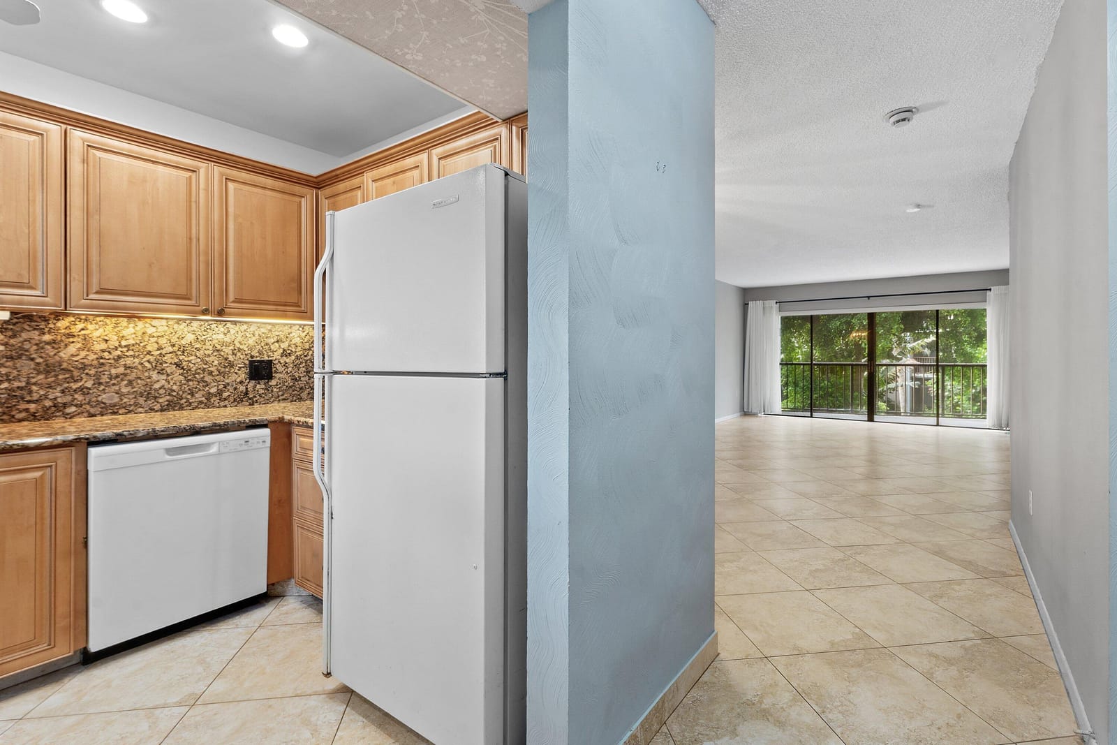 3605 S Ocean Boulevard 229, South Palm Beach, FL 33480 photo 9