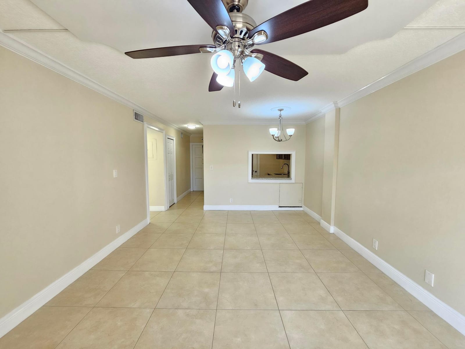 2562 Garden Drive N 202 — photo 10