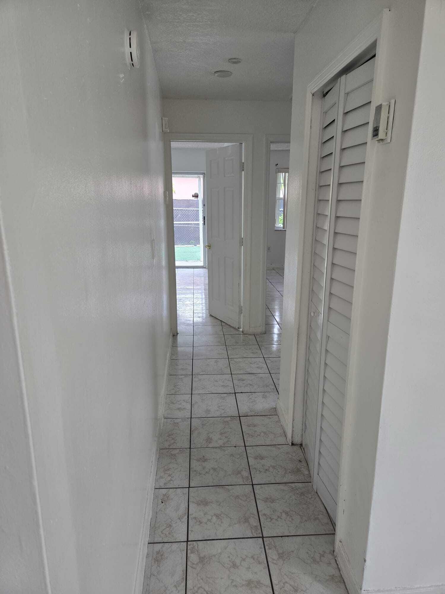 11302 SW 7th Street — photo 8